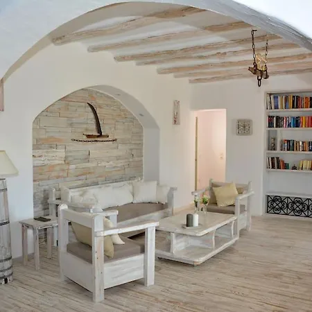 Pebbles With Private Roof Garden Aliki (Paros)