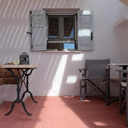 Pebbles With Private Roof Garden * Aliki (Paros)